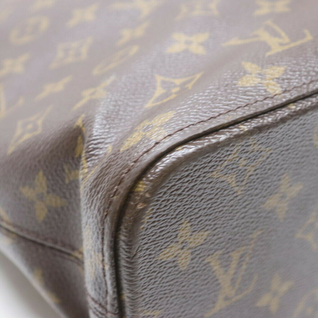 Louis Vuitton Luco Tote Bag Brown - image 6