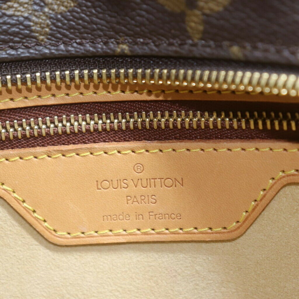 Louis Vuitton Luco Tote Bag - photo 8