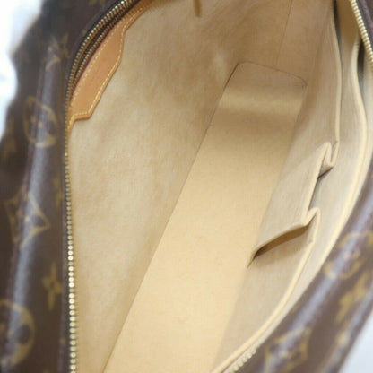 Louis Vuitton Luco Tote Bag - photo 9
