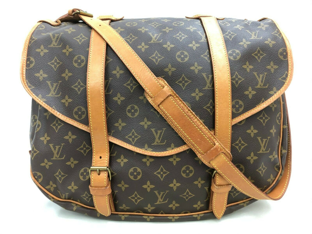 Louis Vuitton Saumur 43 Crossbody - image 1