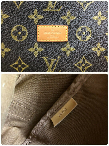 Louis Vuitton Saumur 43 Crossbody - image 11