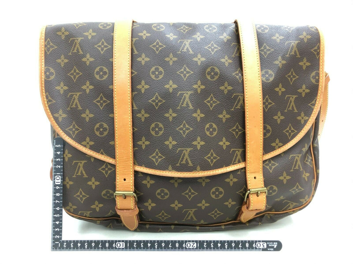 Louis Vuitton Saumur 43 Crossbody - image 2