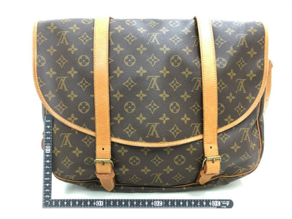 Louis Vuitton Saumur 43 Crossbody - image 2