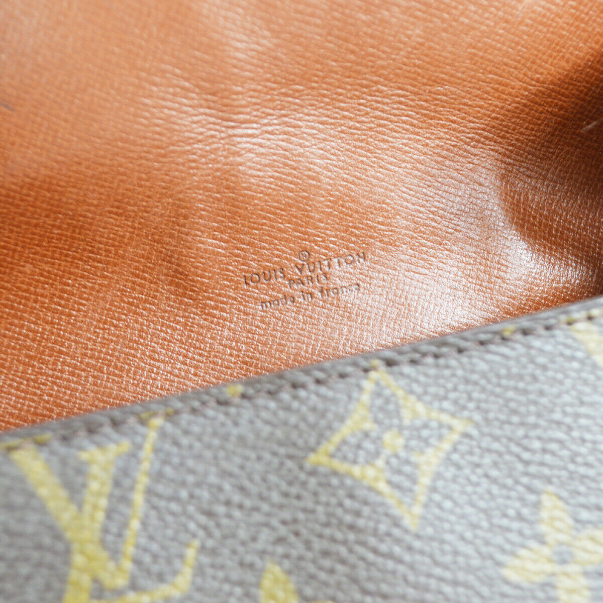 Louis Vuitton Saint Cloud Mini - photo 9