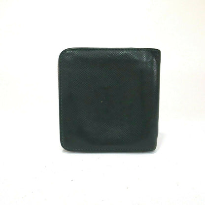 Louis Vuitton Taiga Bifold Zip - photo 2