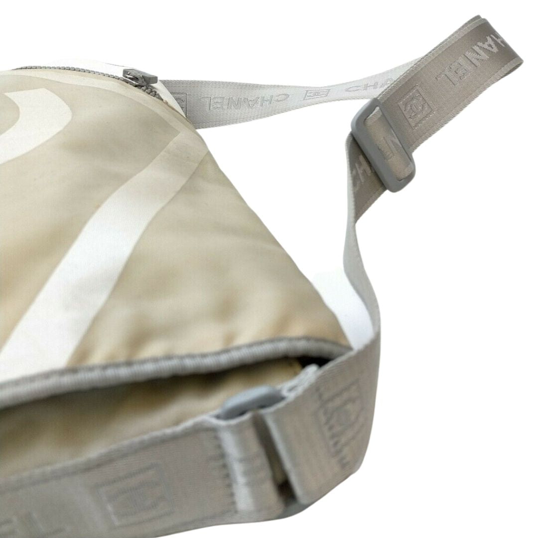 Chanel Crossbody Bag White Nylon - photo 4