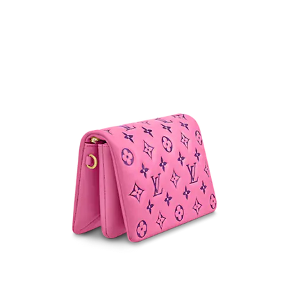 Louis Vuitton Pochette Coussin - photo 3