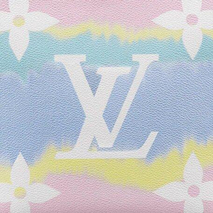 Louis Vuitton Escale Toiletry Pouch 26 Pastel - photo 5