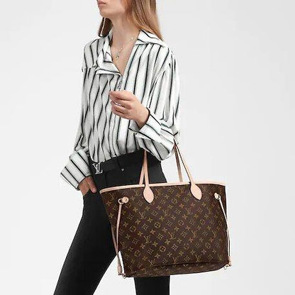 Louis Vuitton NEVERFULL MM Bag Cerise Red - image 4