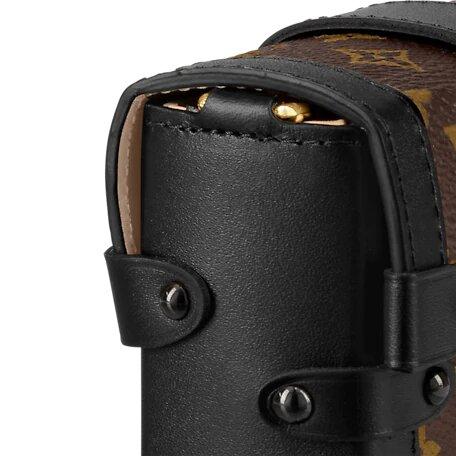Louis Vuitton Essential Trunk - photo 4