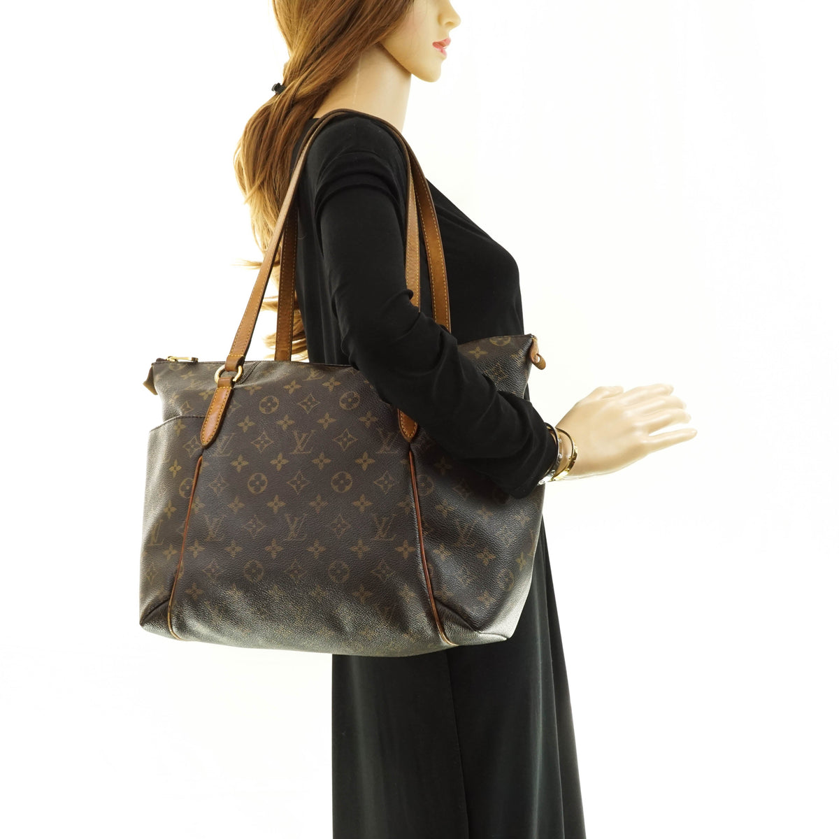 Louis Vuitton Totally Mm Tote Bag - image 2