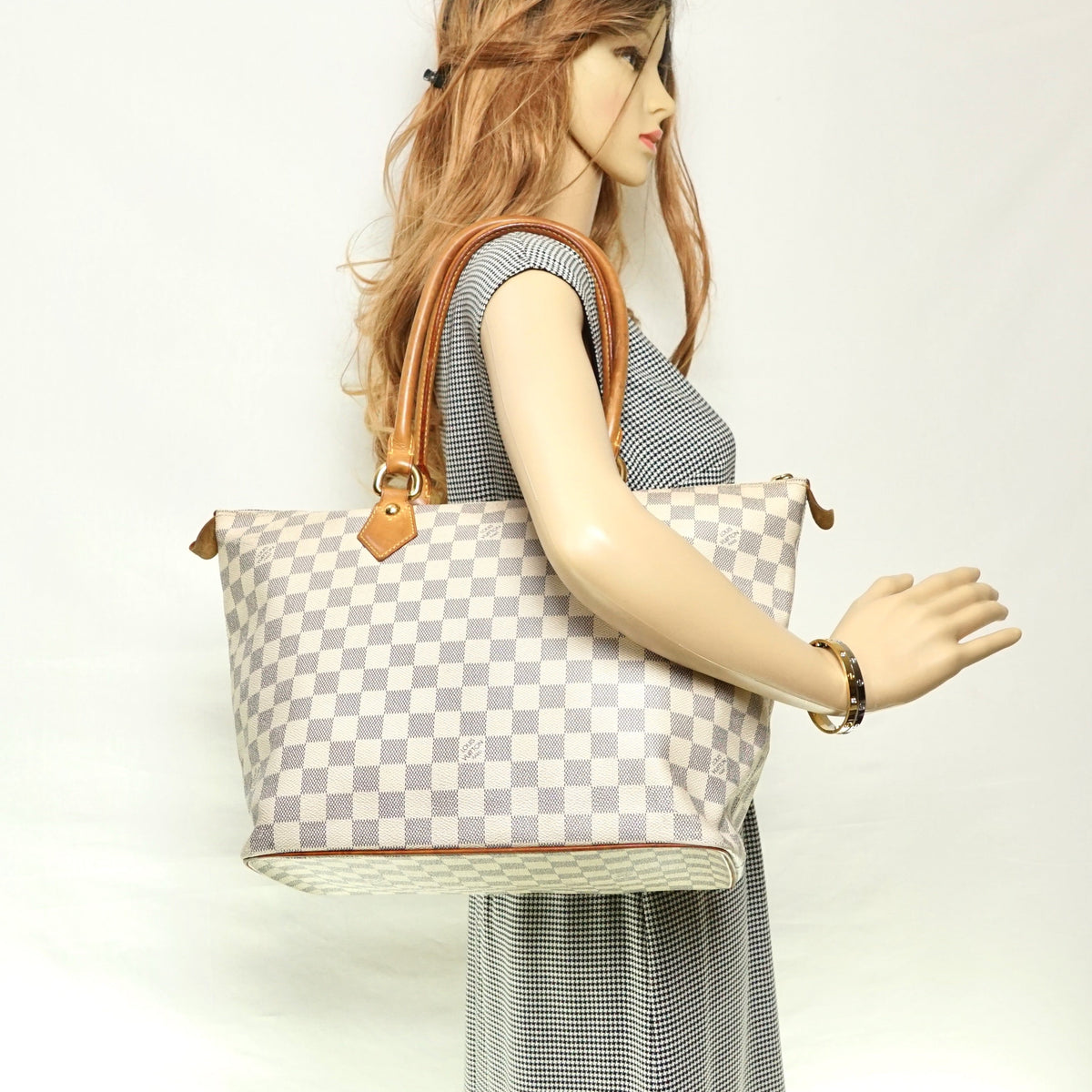 Louis Vuitton Saleya Mm Tote Bag - image 2