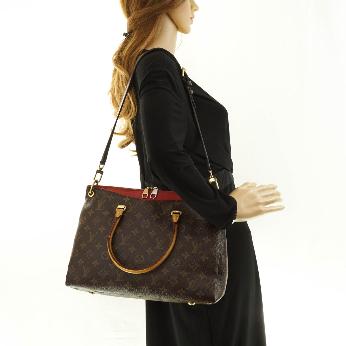 Louis Vuitton Pallas Shoulder Bag - image 2