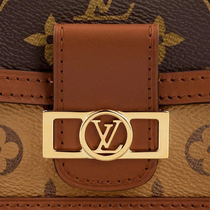 Louis Vuitton Bumbag Dauphine BB - photo 4