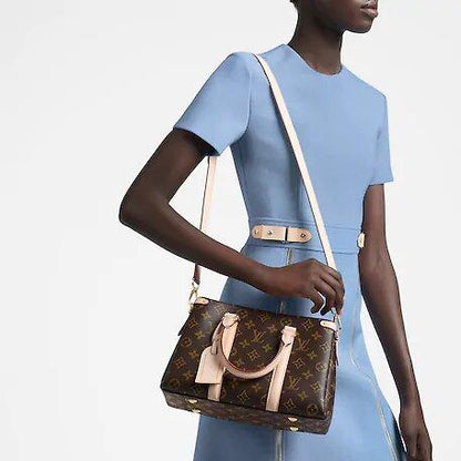 Louis Vuitton SOUFFLOT BB - image 3