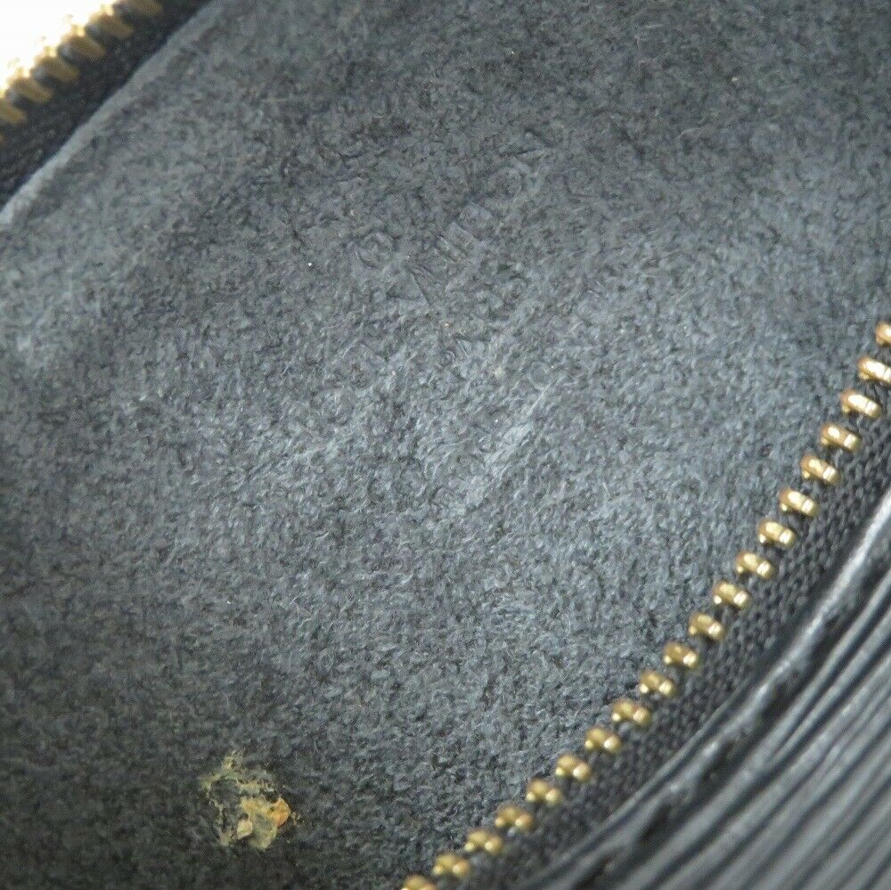 Louis Vuitton Suflo Pouch Black - photo 15
