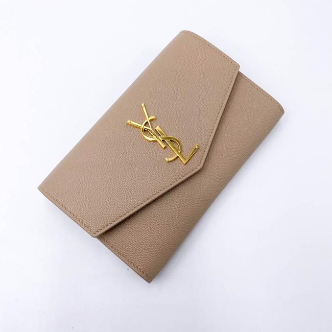 Saint Laurent Clutch Uptown Envelope Beige Leather Cross Body Bag - photo 9